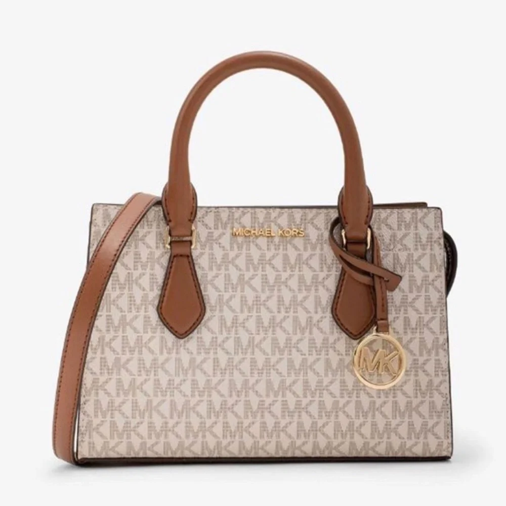 Michael Kors Small Sheila Satchel Crossbody
Vanilla
NWT - Picture 2 of 16